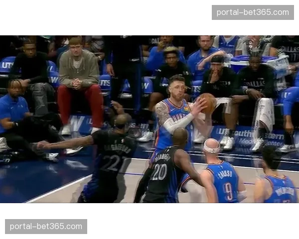 雷霆限制对手持球每回合得分0.83 转换得分1.01均联盟第一